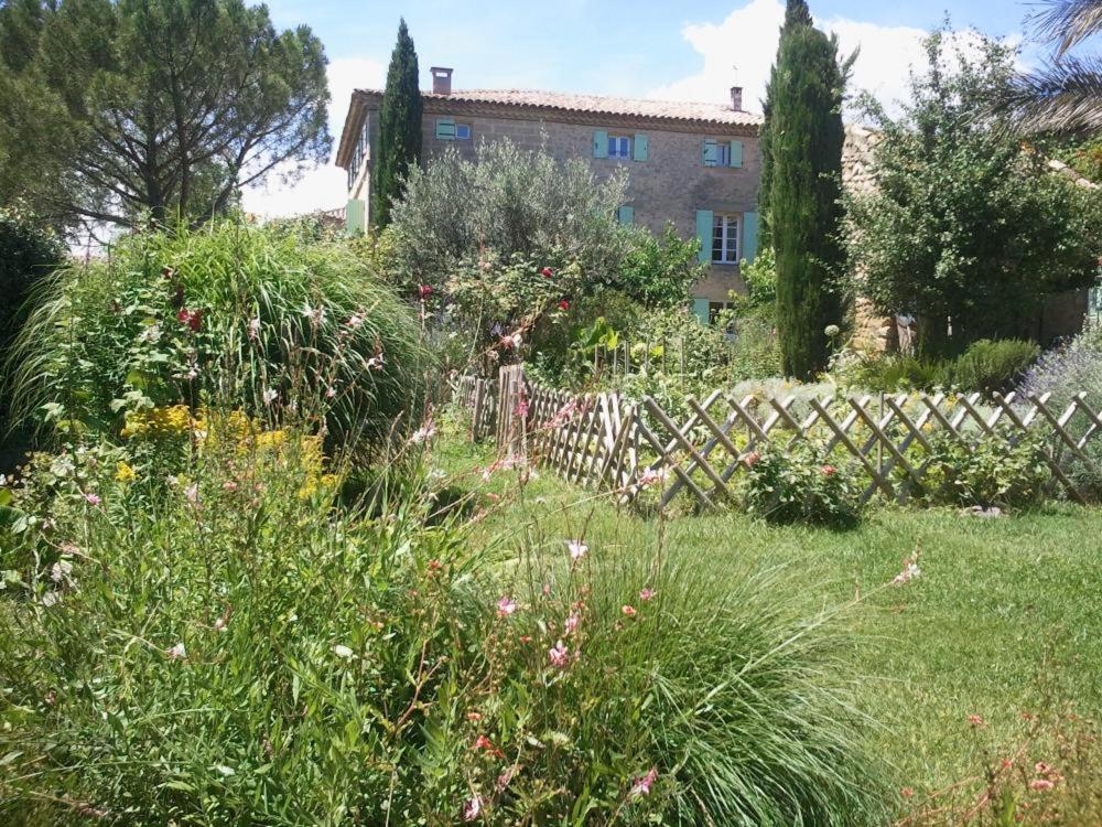 La Bastide De Boisset Bed & Breakfast Argilliers Екстериор снимка