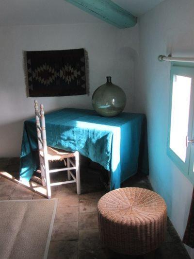 La Bastide De Boisset Bed & Breakfast Argilliers Екстериор снимка