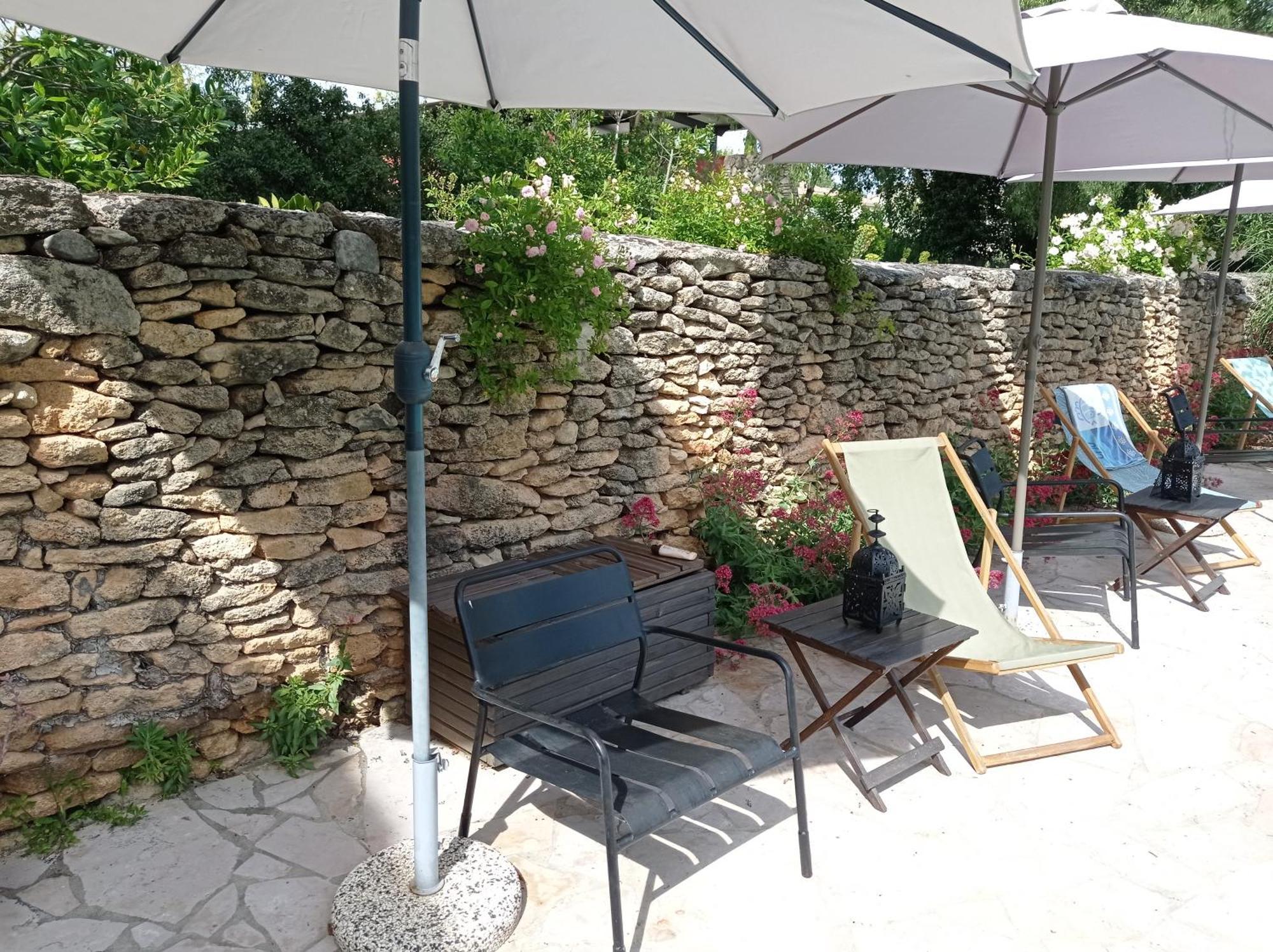 La Bastide De Boisset Bed & Breakfast Argilliers Екстериор снимка